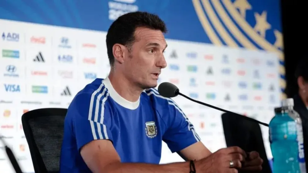 Scaloni bajó el tono a la previa con Inglaterra: “No corresponde que sea más que un partido de fútbol”