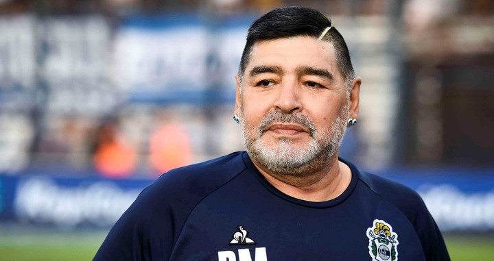 Maradona: el enfermero declaró que Diego se levantó al baño horas antes de morir