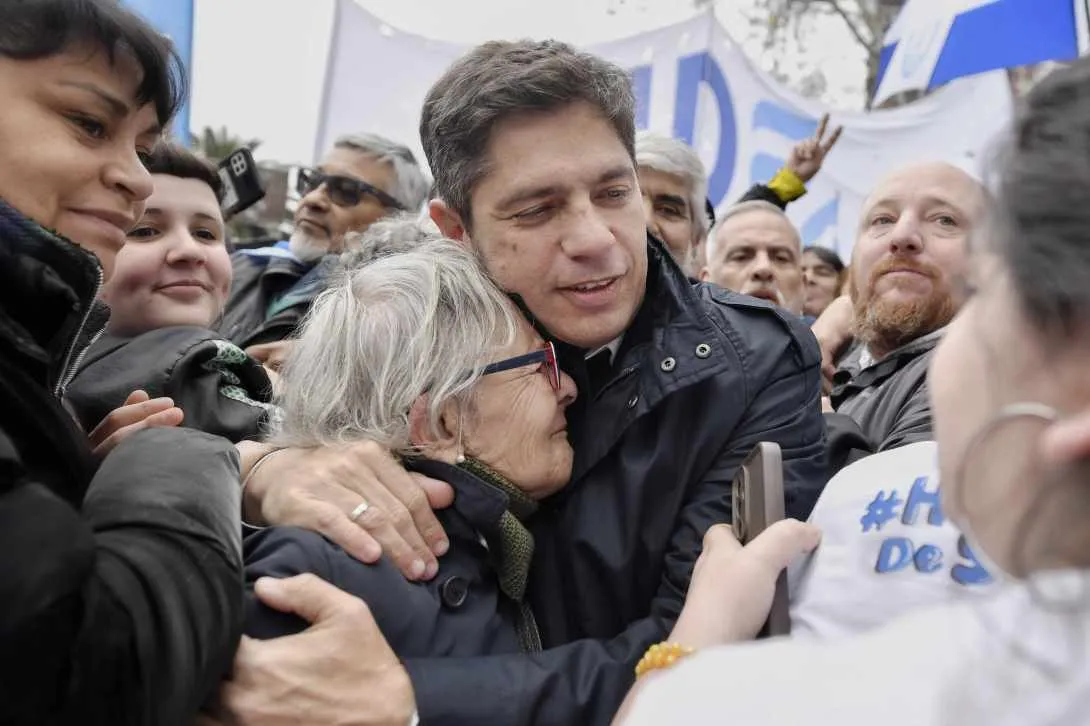 Kicillof participó de la marcha contra la Ley de Inviolabilidad de la Propiedad Privada