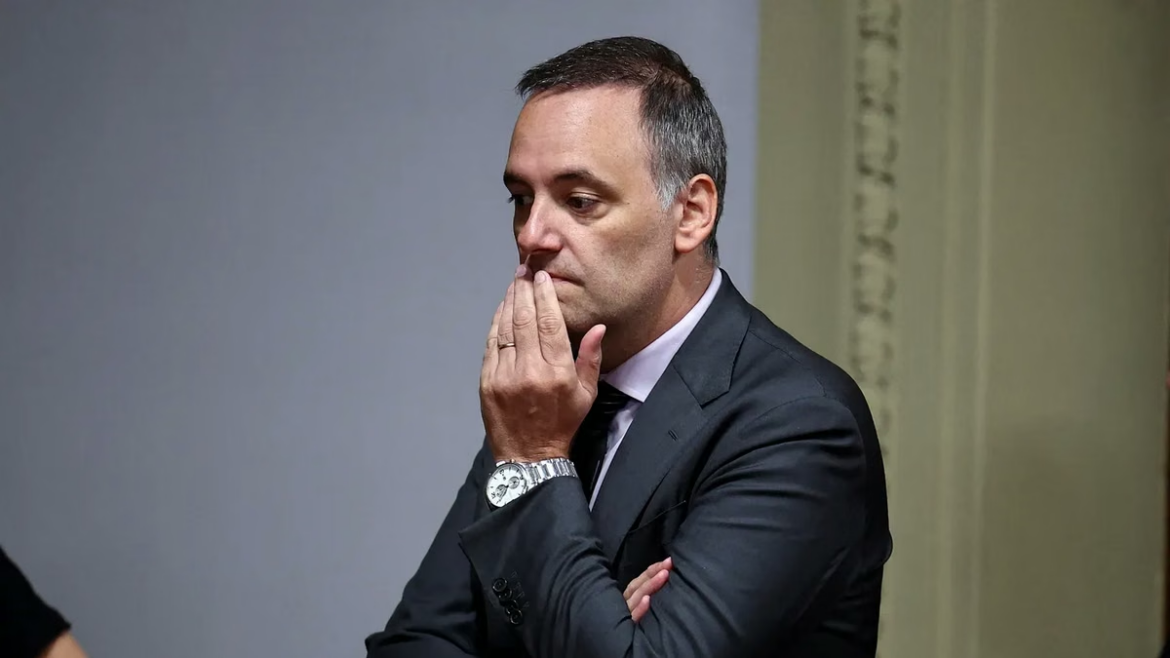 La investigación sobre el patrimonio de Adorni suma nuevas medidas y pone el foco en sus operaciones con Bitcoin