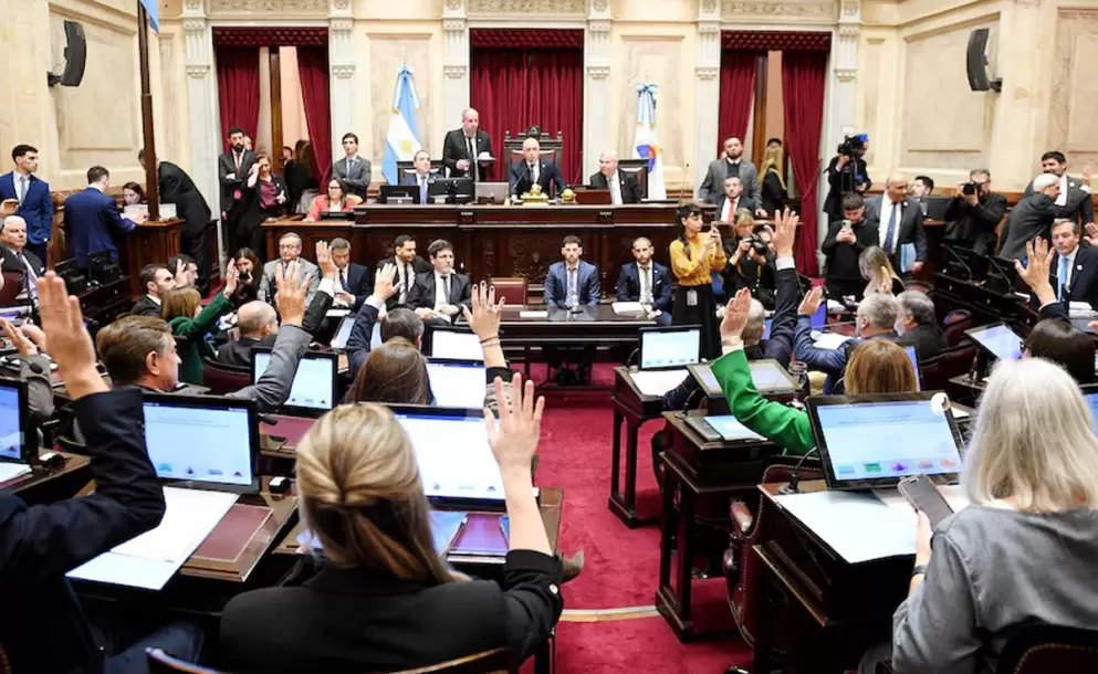 Los senadores cobrarán más de $13 millones desde enero de 2027 tras un nuevo acuerdo salarial