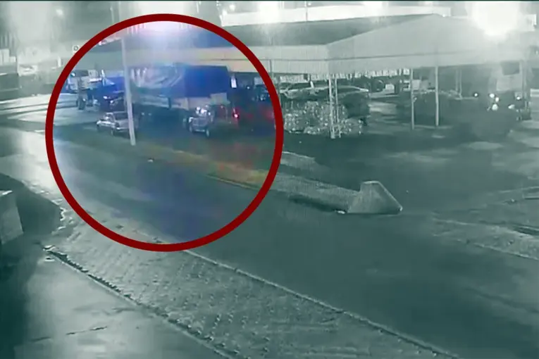 Tragedia en el Mercado Central: una joven murió arrollada por un acoplado que se desplazó sin control