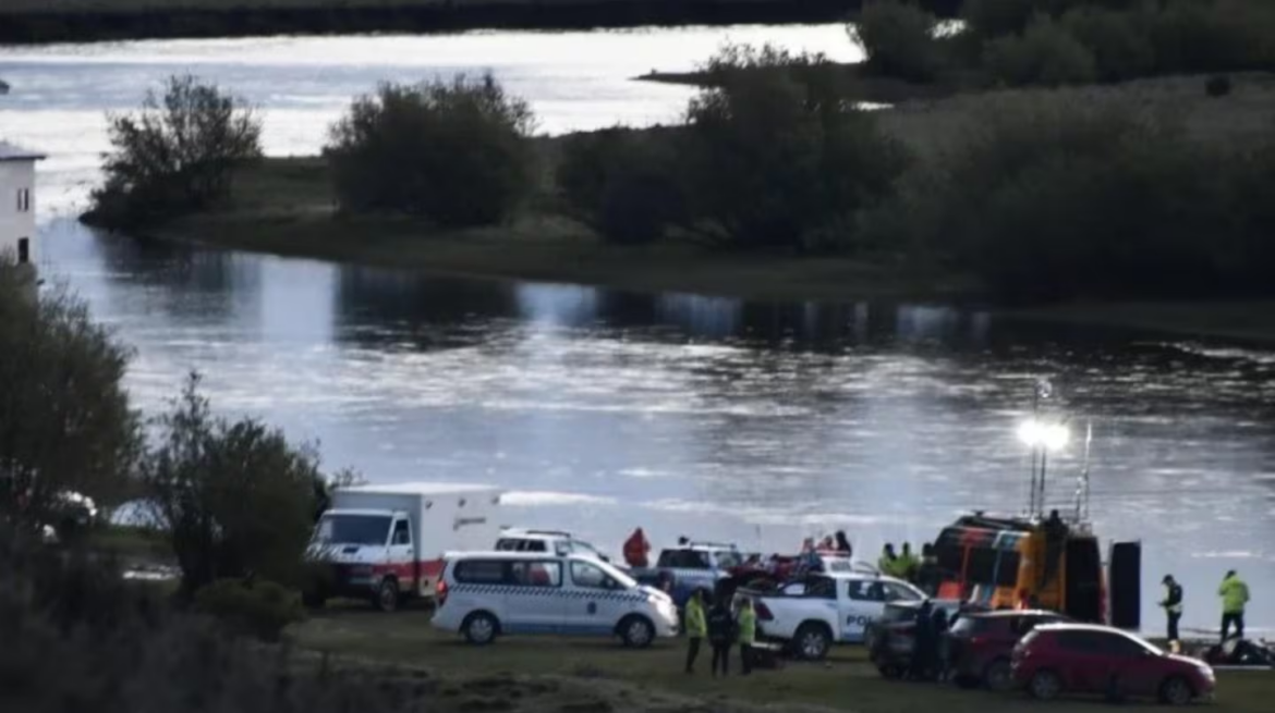 Desesperada búsqueda en Santa Cruz: dos hermanos desaparecieron tras ser arrastrados por la corriente del río