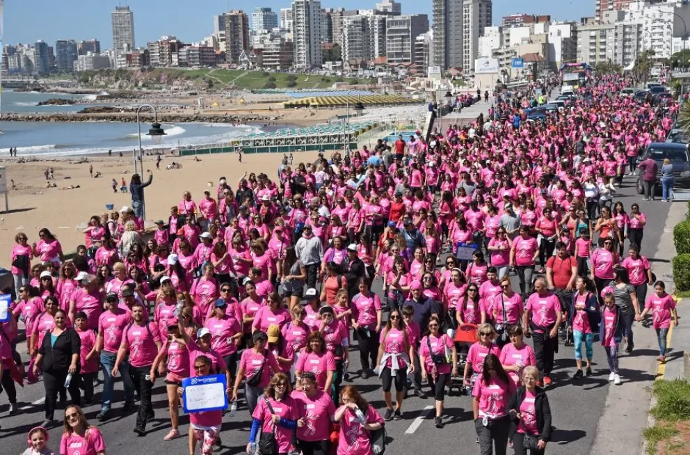 Por mal tiempo, la correcaminata contra el cáncer de mama en Mar del Plata pasó al 25 de octubre